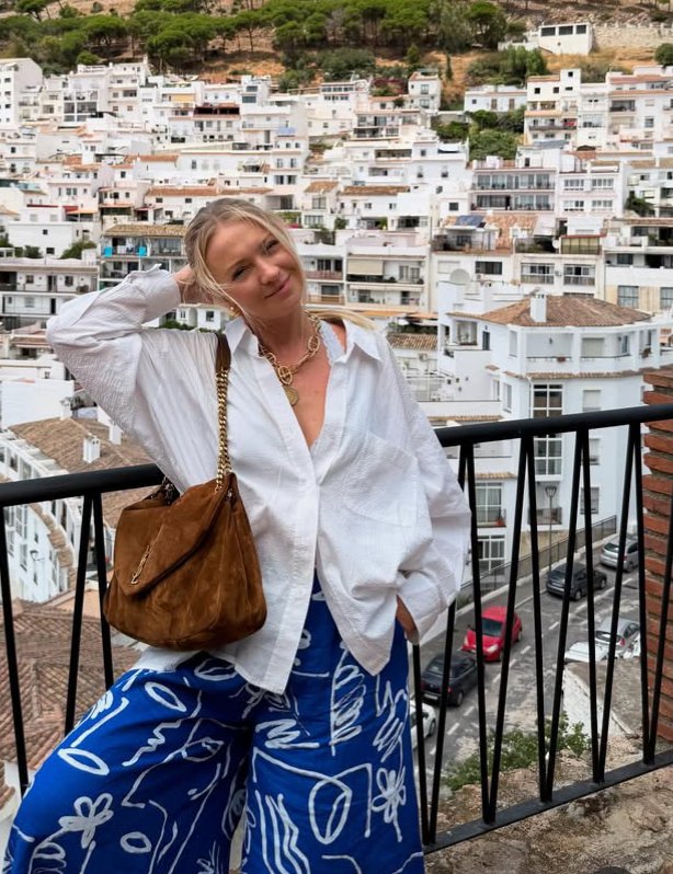 Maja Lena Sofia tweet media