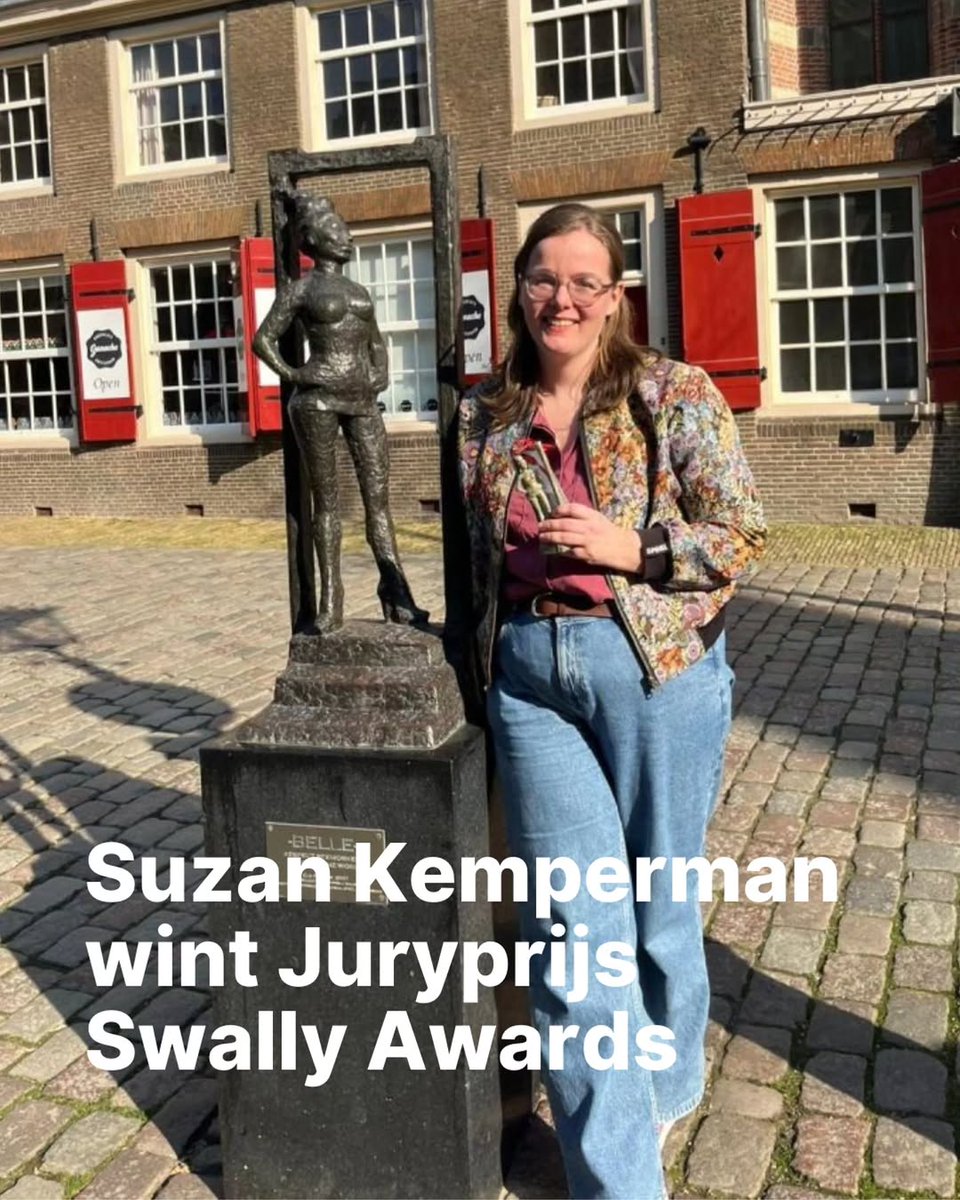 SwallyAward's tweet photo. Via @D66Arnhem 

Suzan wint Swally Award ❤️

Wij zijn ontzettend trots op onze @zustersuus. Zij won vandaag de Juryprijs van de Swally Award, de prijs voor lokale volksvertegenwoordigers die zich inzetten voor de rechten van sekswerkers.

Een mooie en terechte erkenning voor haar https://t.co/BPM66VgCkc