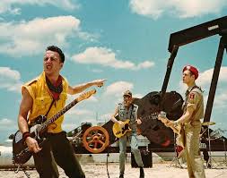 Une chanson l'addition tweet media