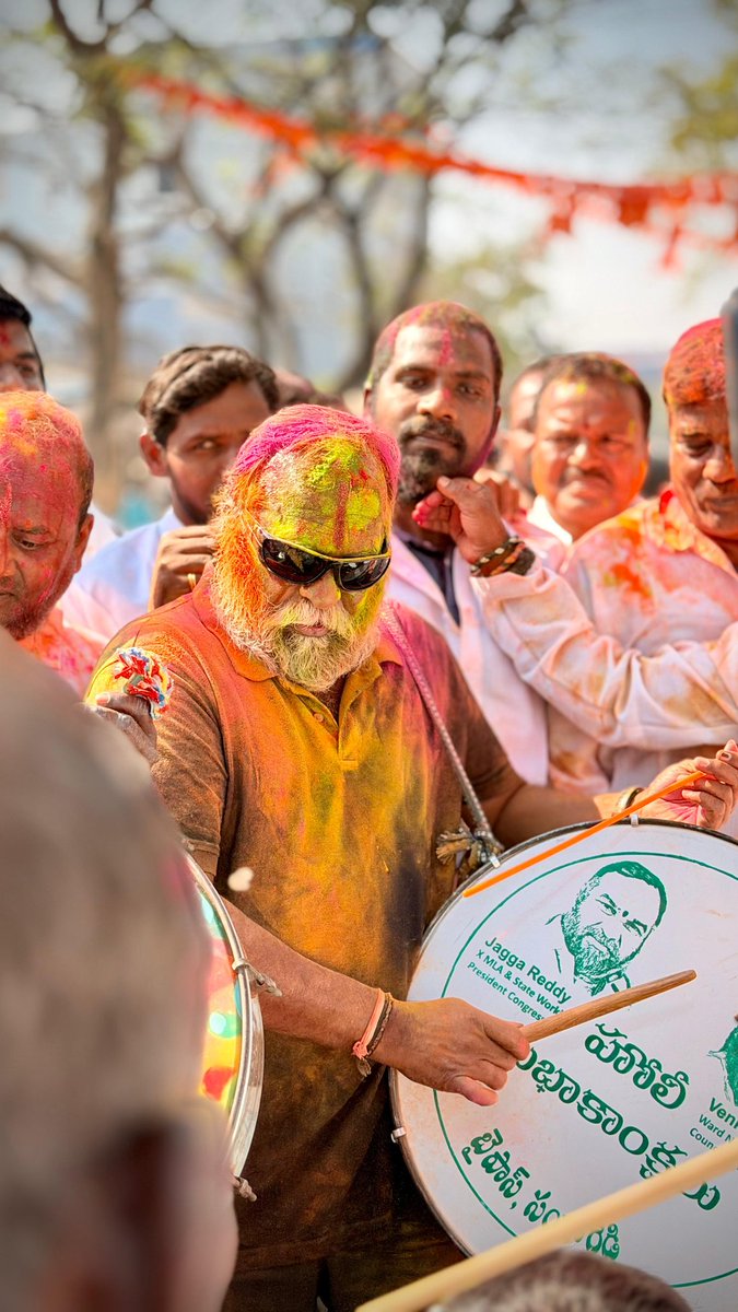 ImJaggaReddy's tweet image. Jaggareddy in Holy Celebrations at Sangareddy..

#Jaggareddy #HoliCelebrations #Sangareddy #HoliFestival #JaggannaMass
