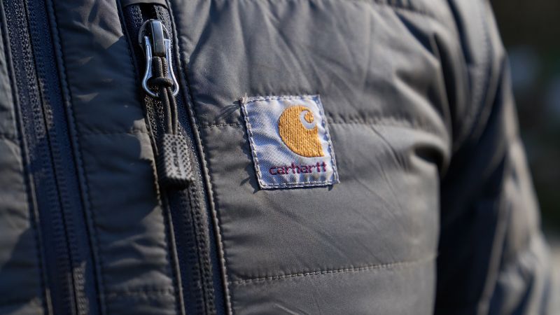 PB_mag's tweet image. Carhartt’s reputation for hardwearing performance has received national recognition, with the Gilliam Jacket crowned ‘Best for Durability’ in The Independent’s review of the best men’s puffer jackets. 

Find out more - bit.ly/4u1iaDE
#jackets #workwear #tradespeople