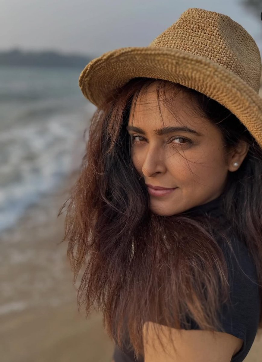 Happy Holi  <a href="/MadhurimaTuli19/">Madhurima Tuli</a> dee 🫟🫟
#madhurimatuli #madhurians #proudmadhurians #madhurimatherealqueen