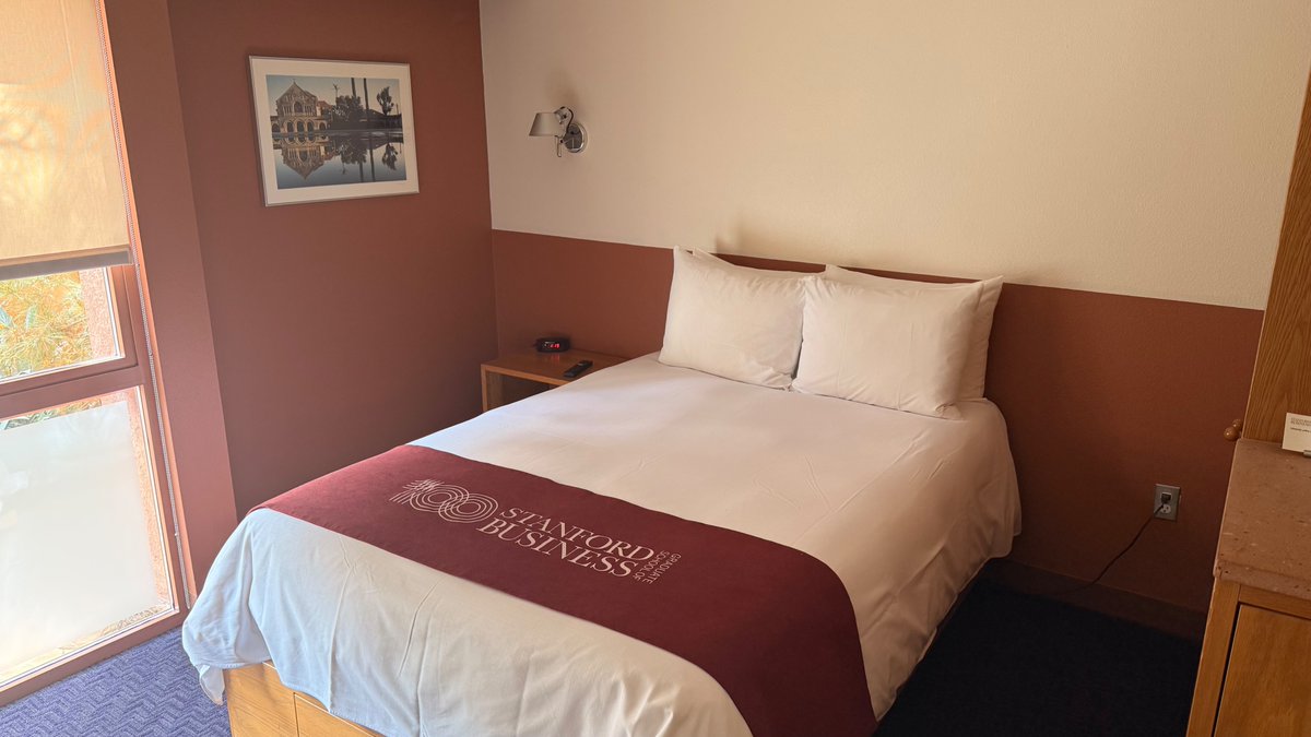 Awesome to be at Stanford this week. Feeling positive energy vibes like I used to back during the dot-com boom. Thank you Cisco for our Advanced AI course here at Stanford.