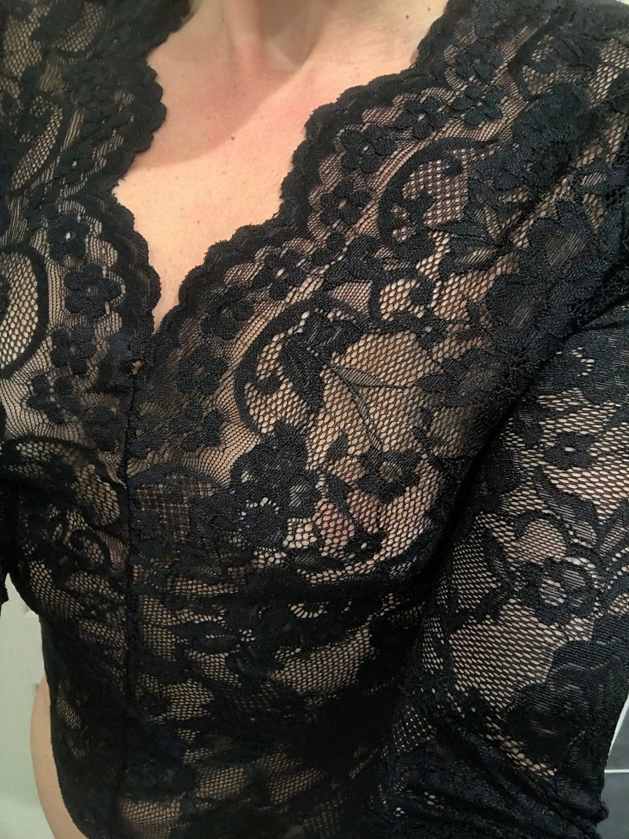lovseX31's tweet image. Pensez vous que ma tenue du jour va plaire au bureau ? #outfitoftheday #exhib #workwife