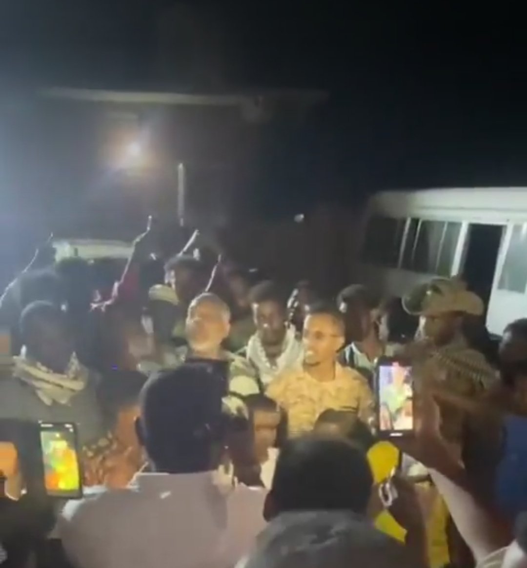 عزالدين tweet media