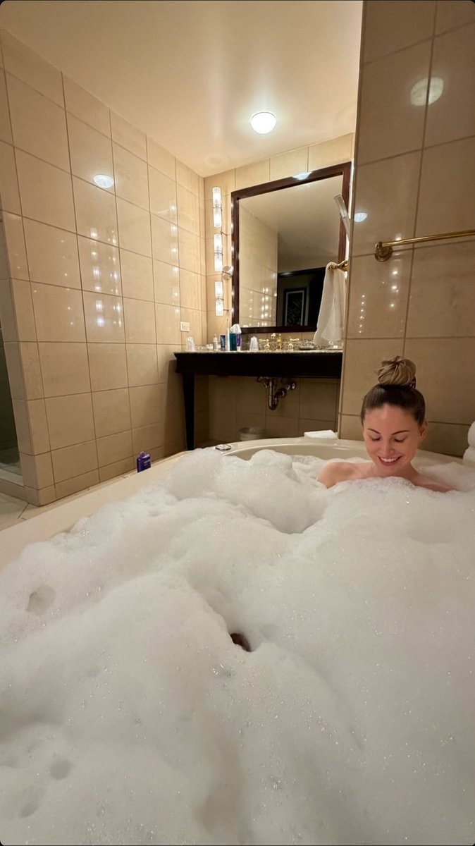 Felicity Bennett tweet media