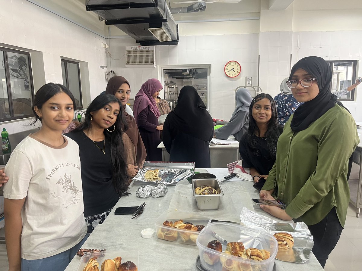 FHTSMNU's tweet photo. Our first Bread Making Workshop (25–26 Feb) was a huge success! 🍞 ✨ Participants learned to make soft rolls, focaccia, pizza bases and more in this hands-on session led by our Dean. Organised as a fundraiser by the FHTS Exposure Trip Committee, more workshops coming soon! https://t.co/qjXctSCHhA