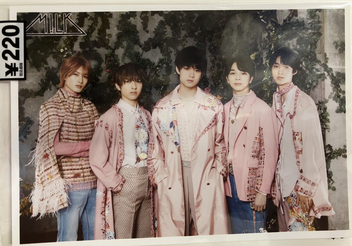 入荷情報】 M!LK 全メンバーのブロマイドが爆裂入荷中！！ 集合も数十