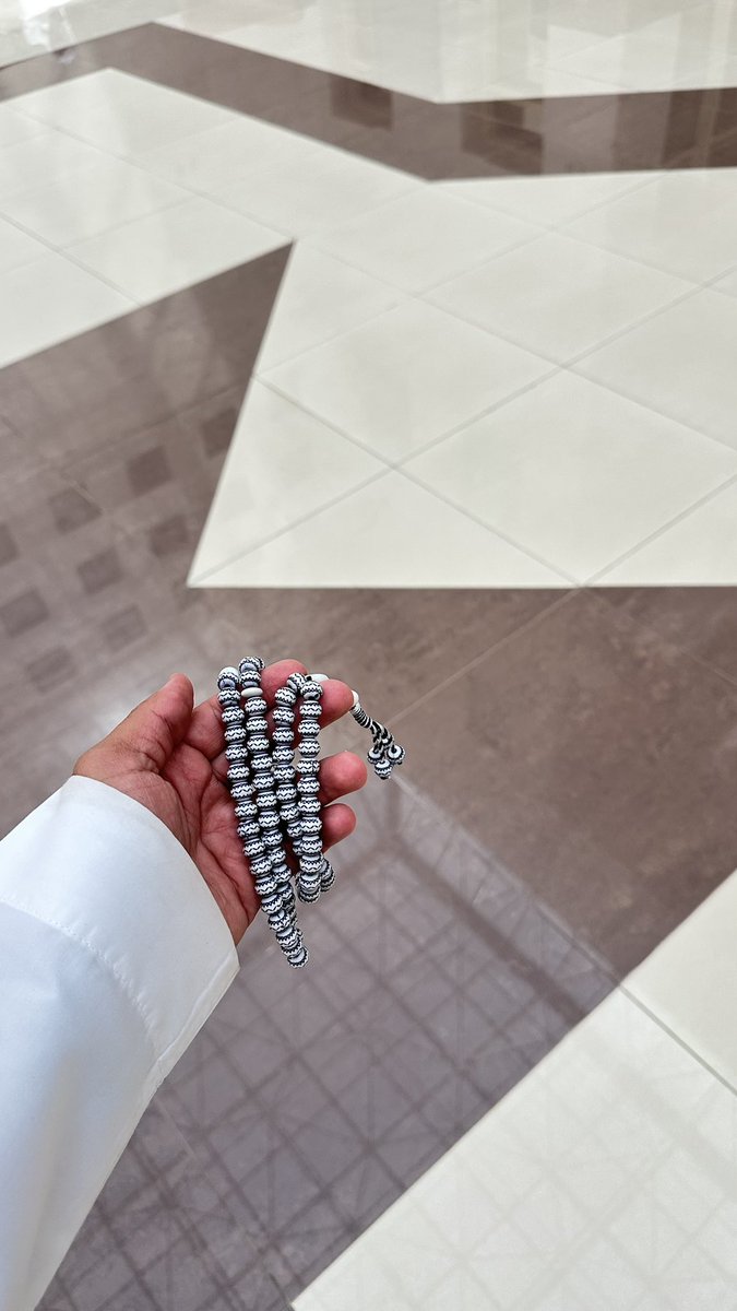 فـواز بن عبدالرحمن . tweet media