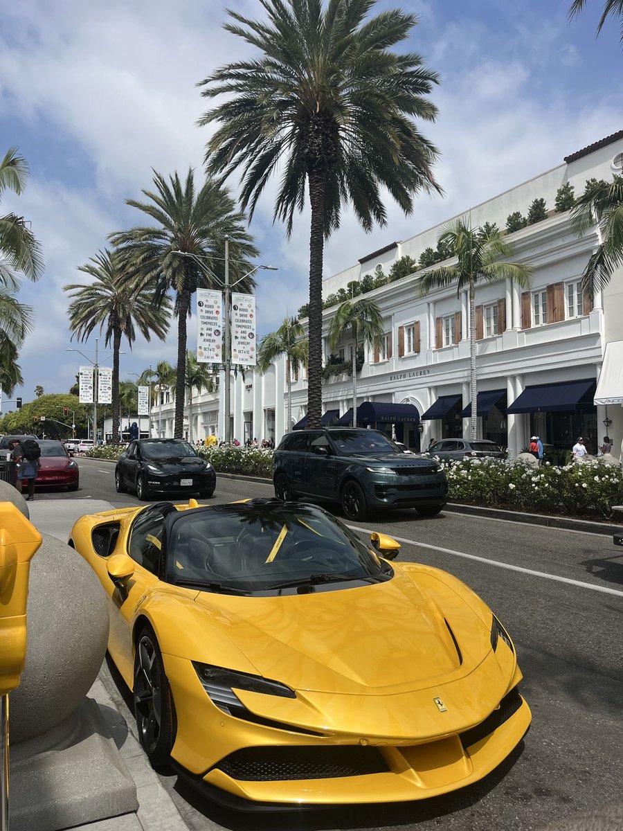 GM if you GM ☀️💛