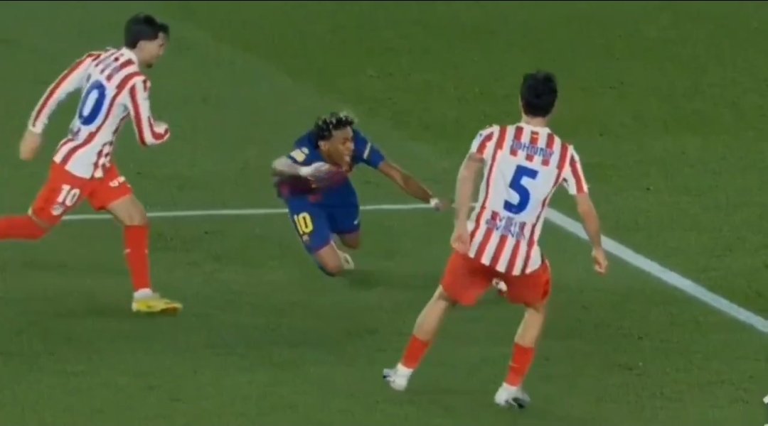 SamNotha's tweet photo. @FCBarcelona ... https://t.co/7jB6t9a0xI
