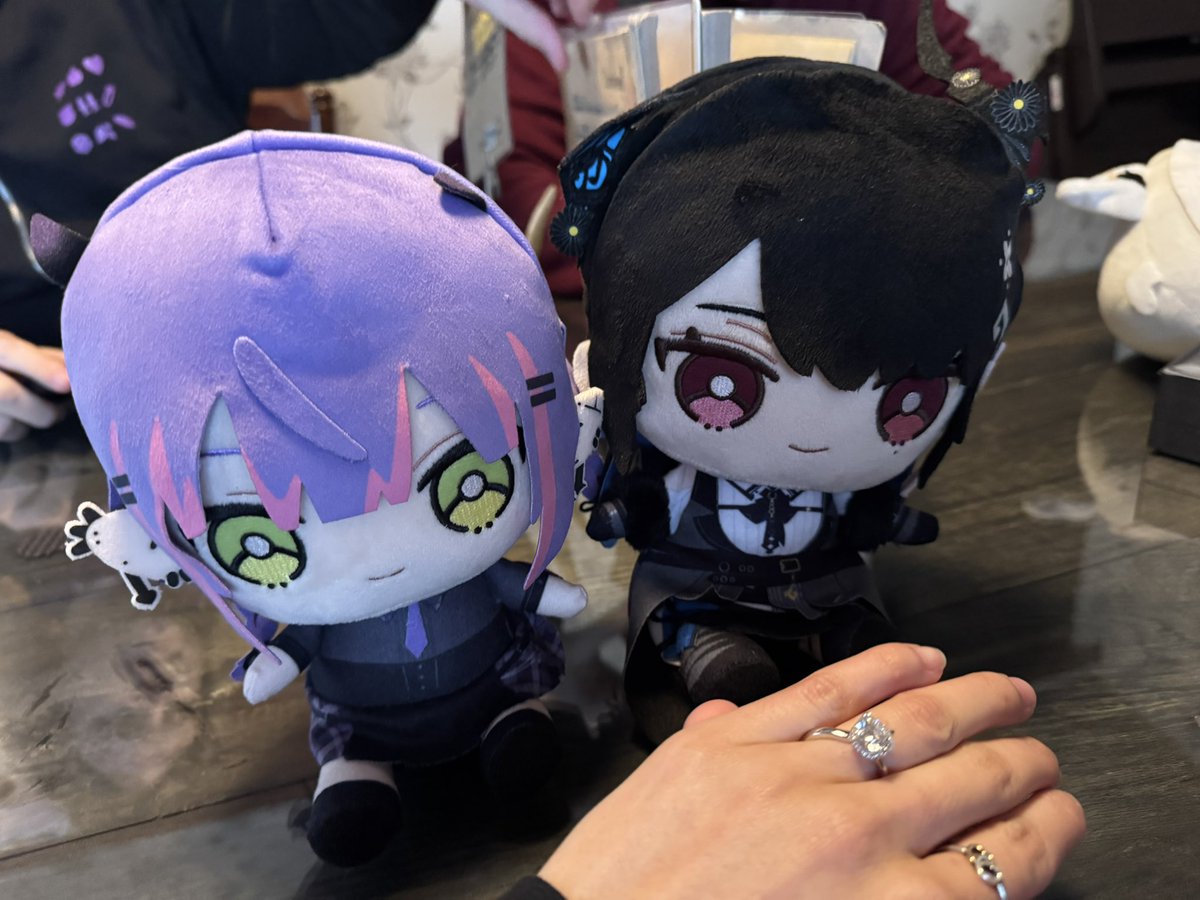 Carolinexrosee's tweet photo. It was a fantastic surprise and I’m officially now Mrs. Morgan. Best Japan trip ever! 💜💍 #RissaLIVE #Towavel https://t.co/cAWOCadAnQ