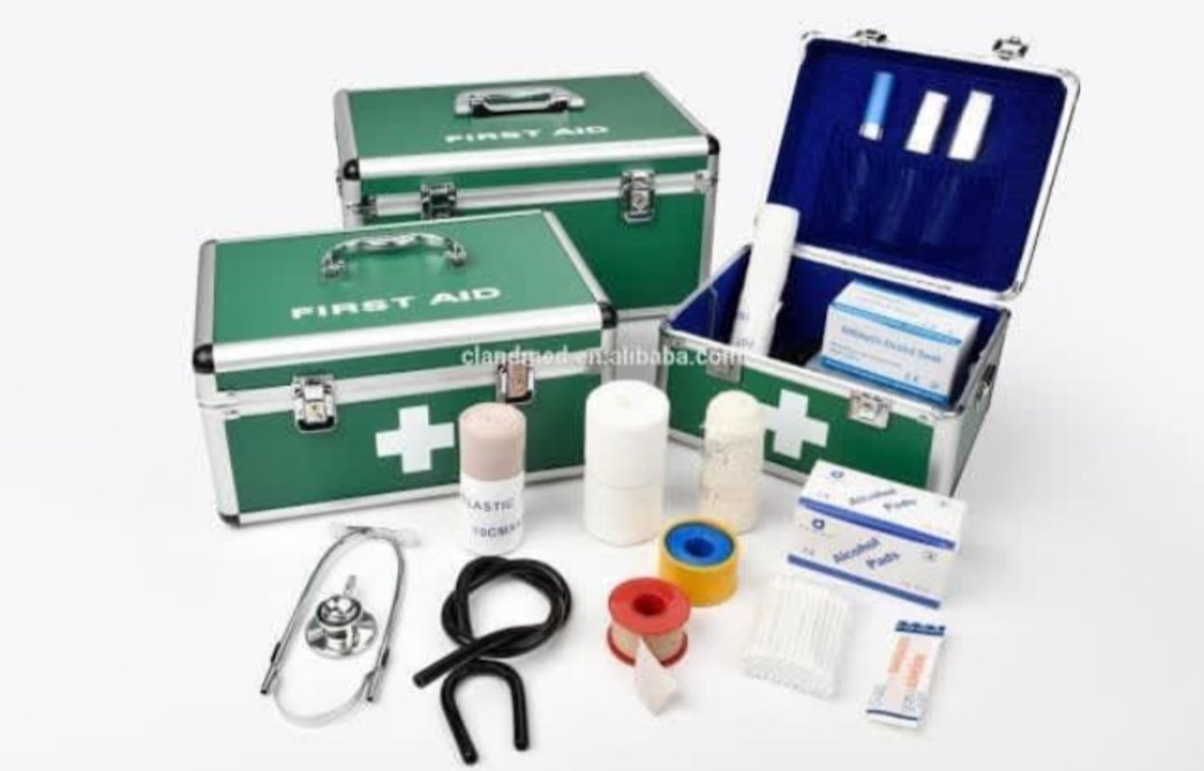 EkwunifeJustin1's tweet photo. Days of unexpected accidents, a fully kitted first aid box in your car or home is very essential.
Smallest size 35,000

Medium size 40,000

Biggest size 55,000

DM to order 08064555367
@EllaMedical https://t.co/wH6ITvAV01