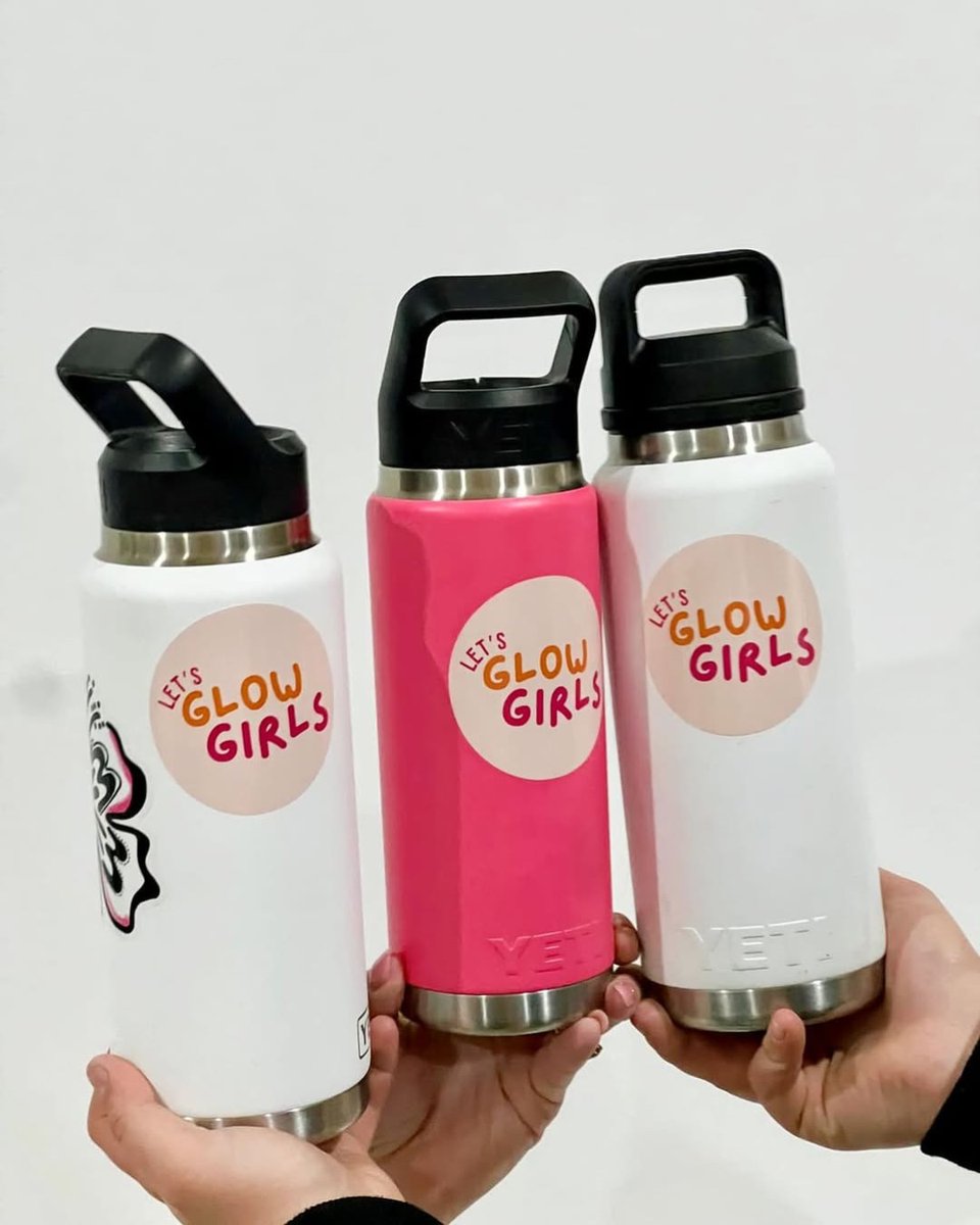 StickerooAu's tweet image. Hydrated and branded. 💧✨
Because if your bottle’s going everywhere with you, your logo might as well come too.

#Stickeroo #CustomStickers #StickerPrinting #DieCutStickers #VinylStickers #HolographicStickers #SmallBusinessAU