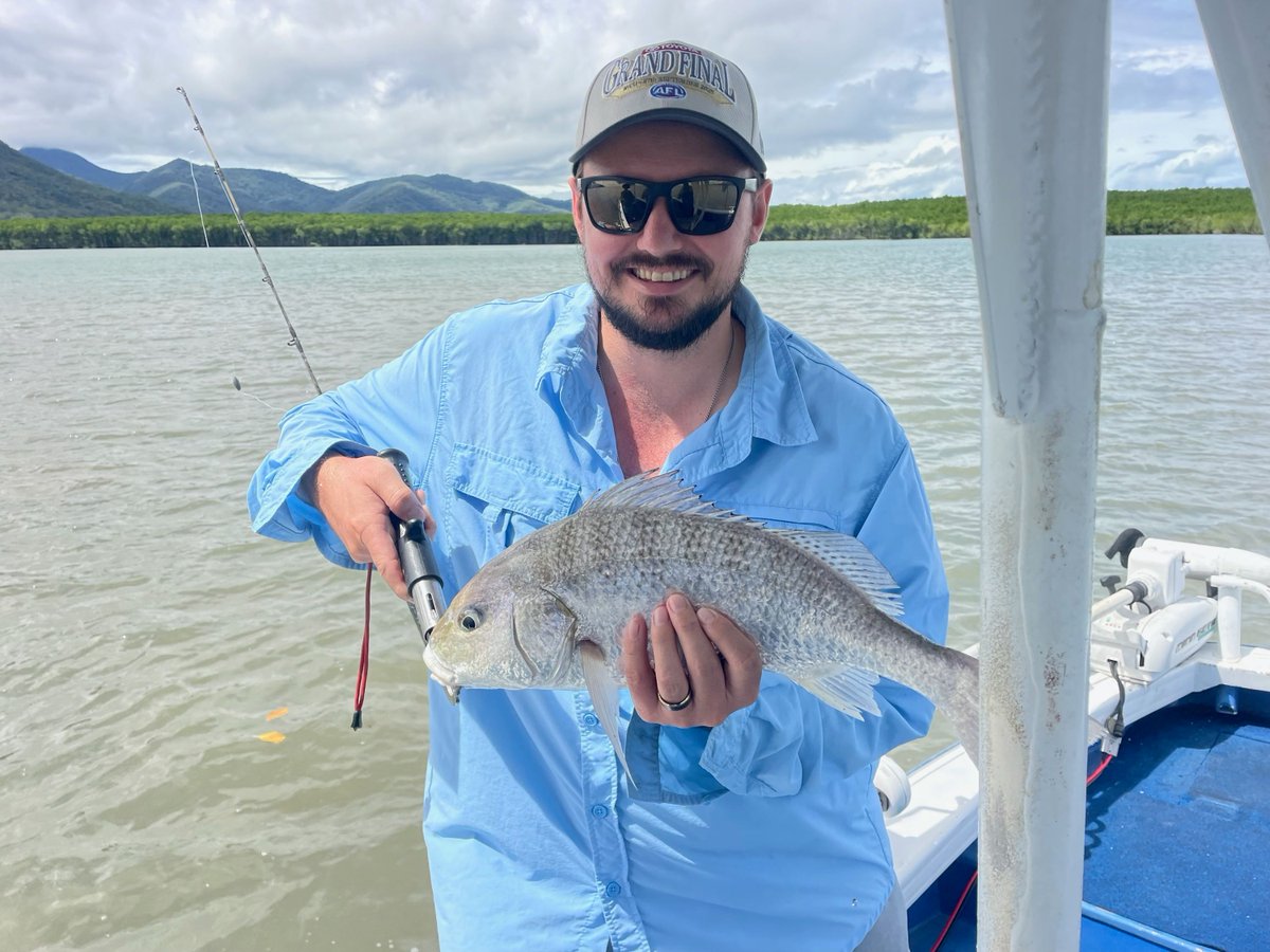 Fish Tales Charters Cairns Sportsfishing Adventure tweet media
