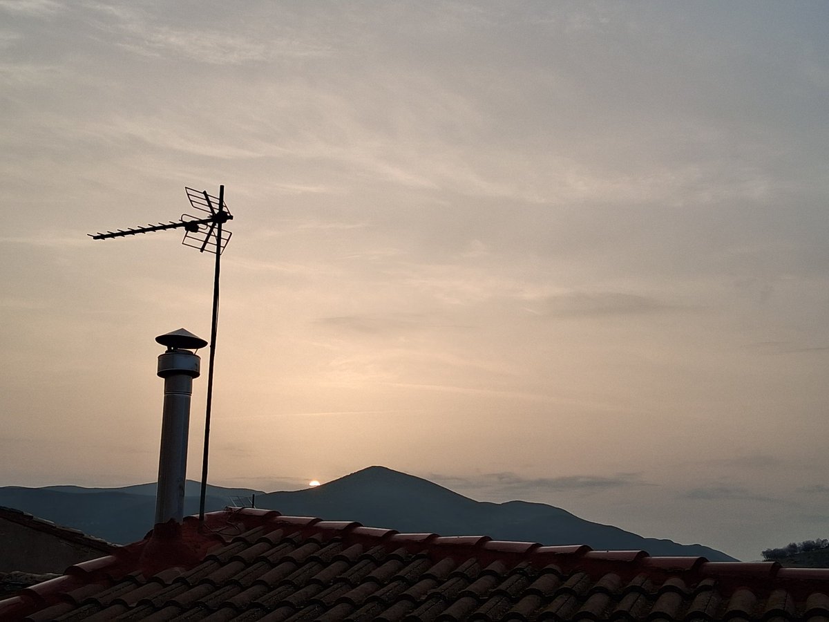 4.3.2026
Ahi llega
<a href="/AEMET_Aragon/">AEMET_Aragón</a> 
<a href="/AEMET_Cantabria/">AEMET Cantabria</a> 
<a href="/Aemet_Corpora/">AEMET_Corporativa</a> 
<a href="/AEMET_LaRioja/">AEMET_La Rioja</a> 
<a href="/AEMET_Navarra/">AEMET_Navarra</a> 
<a href="/lariojaMeteo/">La Rioja Meteo</a> 
<a href="/MeteoSE/">AMETSE</a> 
<a href="/meteosojuela/">Meteosojuela La Rioja</a>