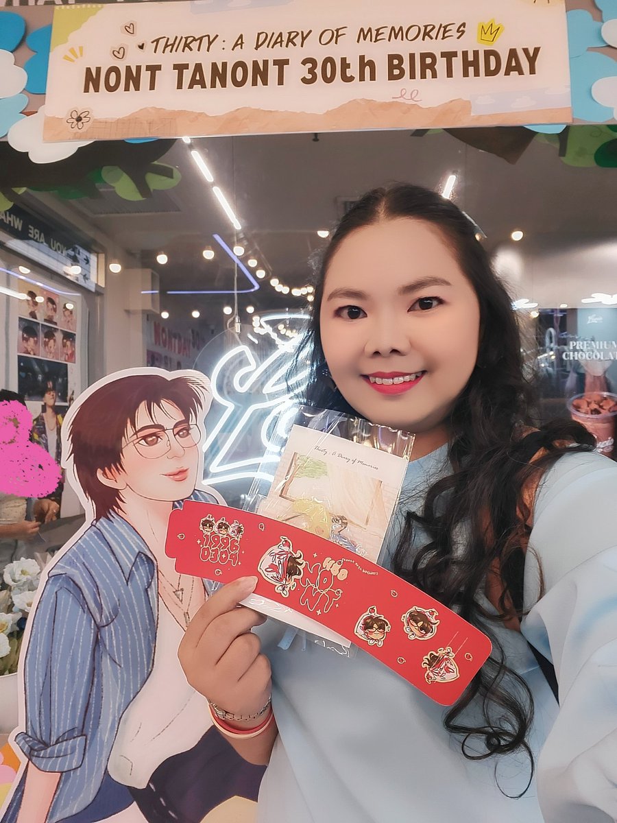 Neun_Koi's tweet photo. 40 แล้วไปไหน? ก็มาอวยพรคนที่อายุ 30 ไง
04.03.69 🩵🤍💜
#NONT30XNF #30thNONTDAY #NONTTANONT https://t.co/i1ynIioMbH