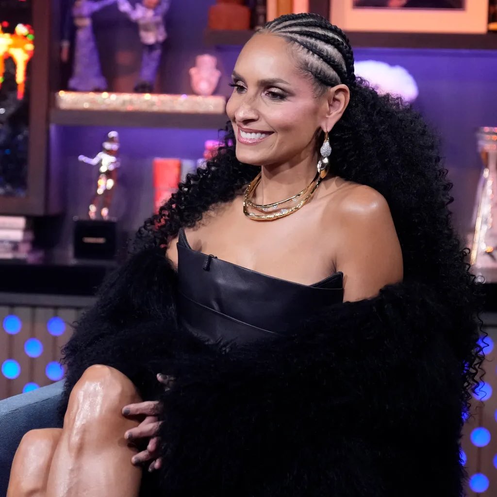 RHLegend32's tweet image. I really liked Racquel on #RHONY. It took her a while to find her footing, but she really shined toward the end. She’s such a cool person with a very interesting life. I wish they had brought her back as a friend. She and Carole would be great as the matriarchs/voices of reason.