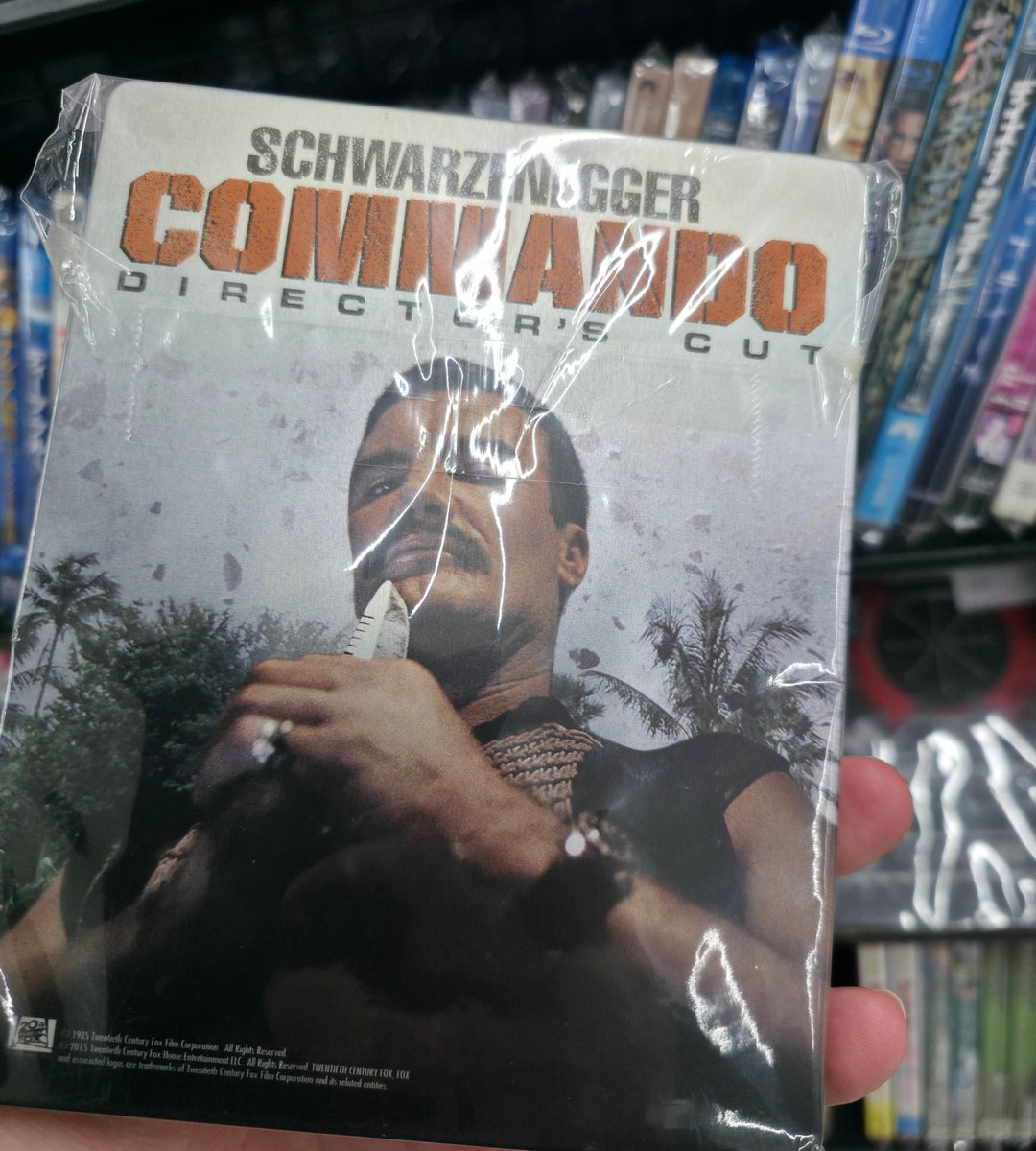 吹替 「コマンドー」のスチールブック！ 持ってるけど、中古で店頭売っ