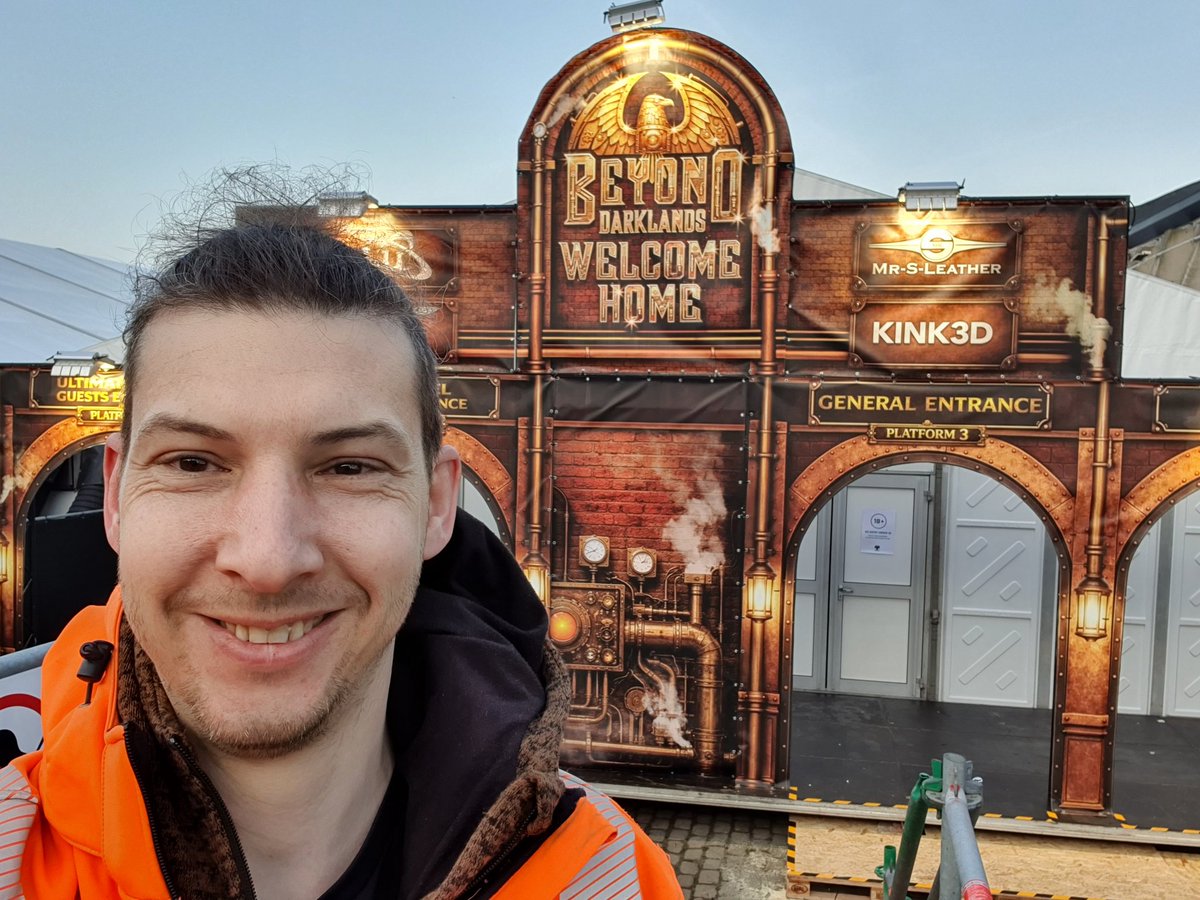 Rbbrfistfuckbttm tweet media