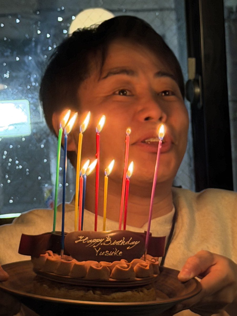 後輩達に誕生日を祝ってもらった^_^ 本当に、ありがたい！！ 46歳も