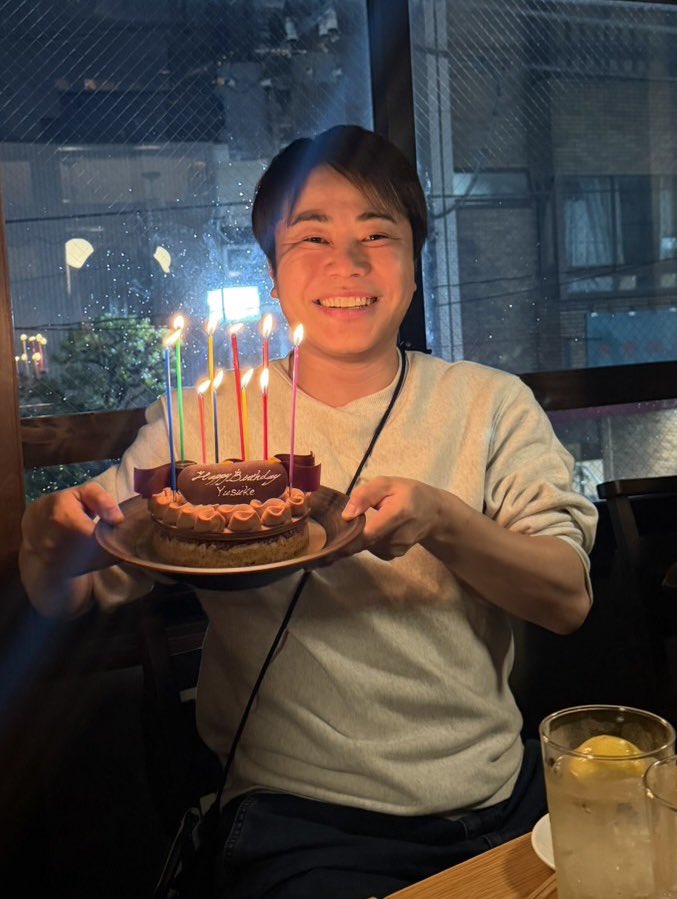 後輩達に誕生日を祝ってもらった^_^ 本当に、ありがたい！！ 46歳も