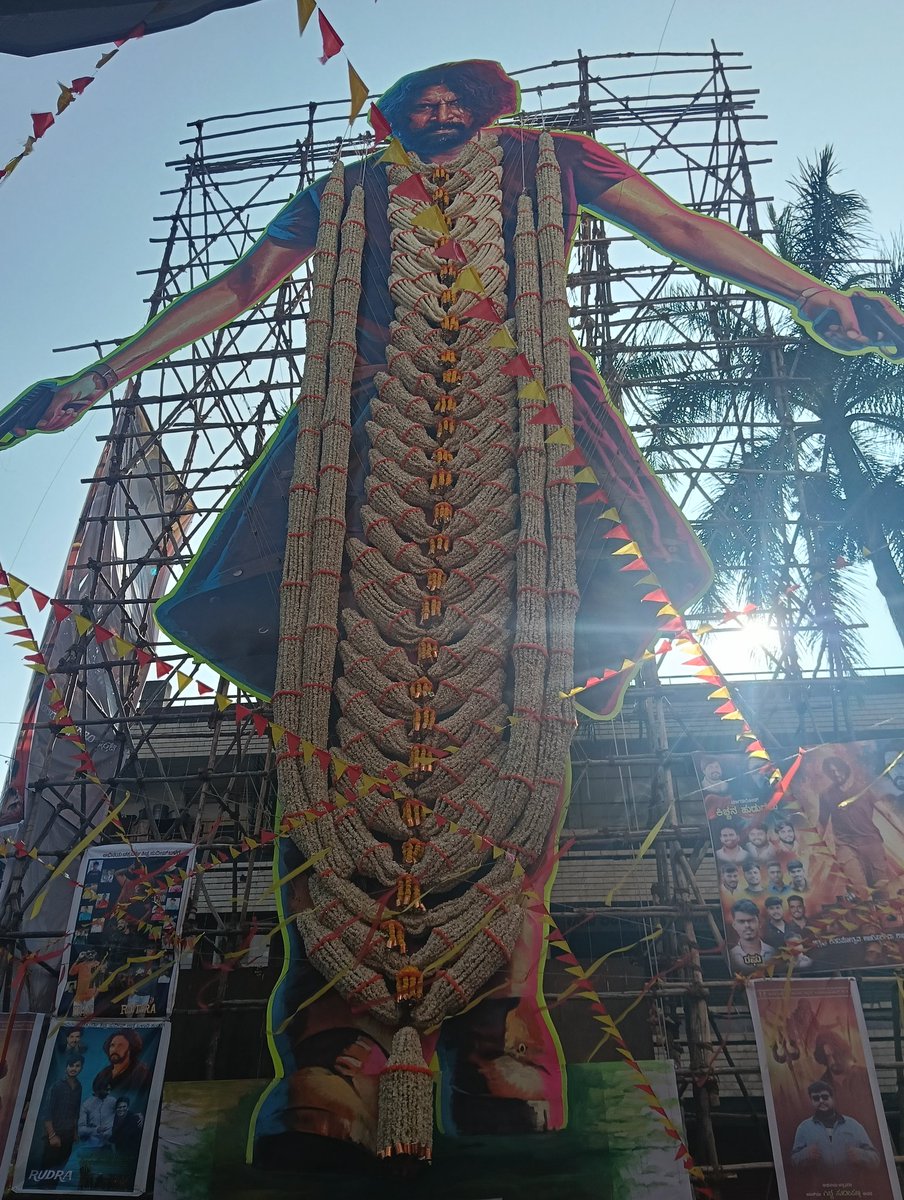 singal_sher's tweet photo. The Last Kannada Film Have Faced More than 15+ Movies Clashes And Collected 50cr+ BO With Mixed Reviews &amp; Half Shows 🫡🔥
Already Running Dhurandar 1 in KA 

Meanwhile Toxic Postponed Because Dhurandar 2.

@KicchaSudeep #KicchaSudeep 
#BRBFirstBlood #MarkTheFilm 
#Toxic https://t.co/J3aQ24FdQU
