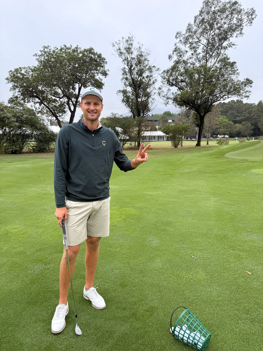 Adrian Meronk tweet media