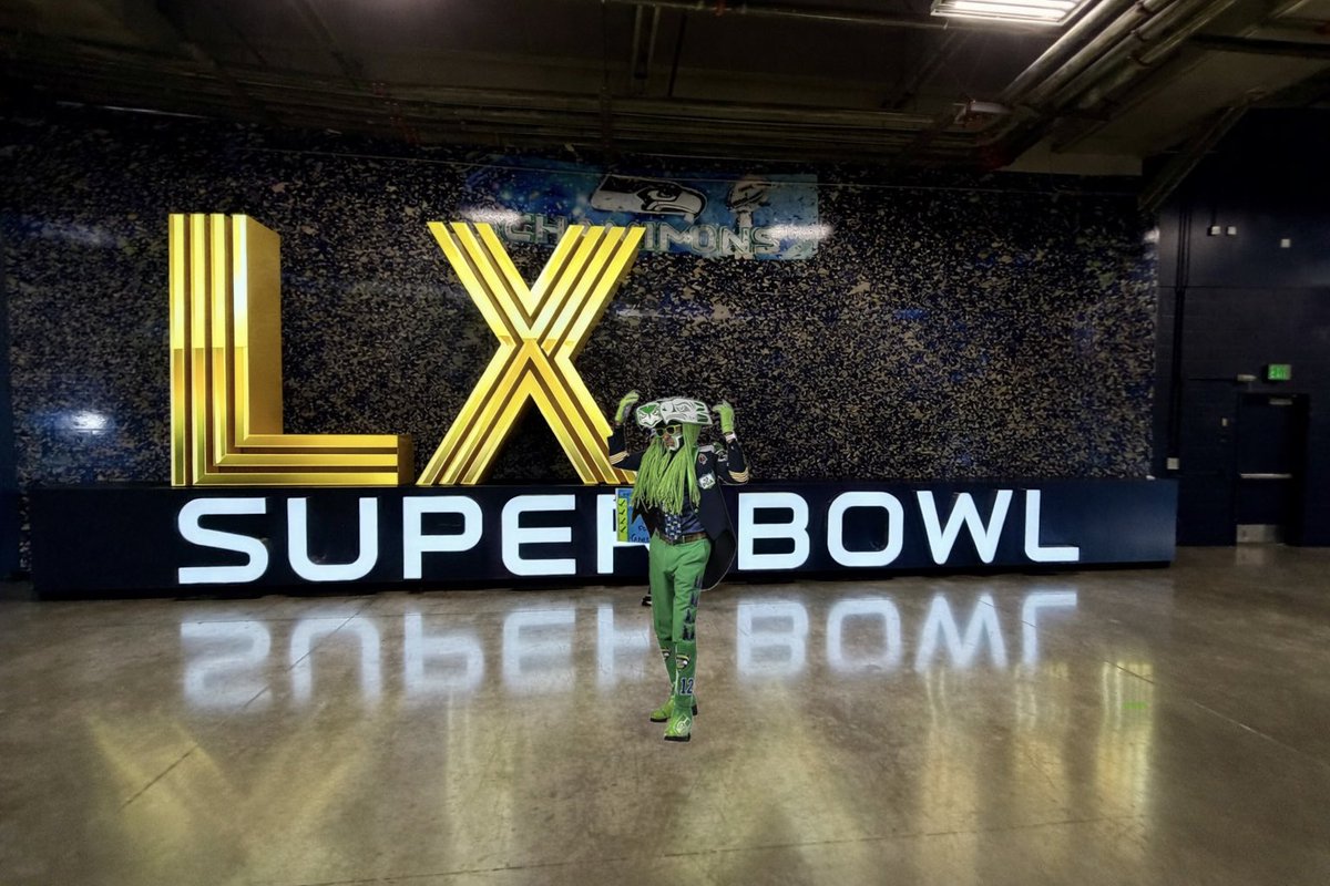 Captain SeaHawk tweet media