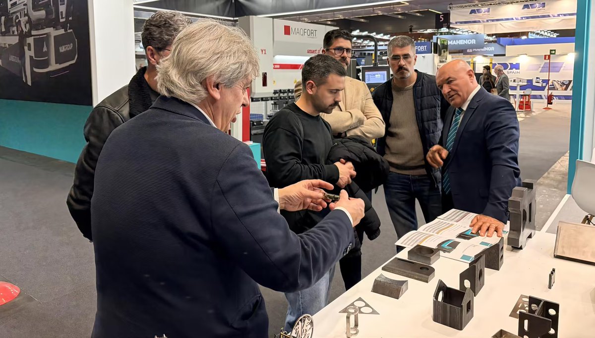 dnelaser1's tweet photo. DNE LASER at BIEMH 2026🎉

DNE LASER is showcasing the D-Soar 1530 fiber laser cutting machine.
High dynamics. Stable structure. Consistent precision.

📍 Hall 5 | Stand I43
📅 March 2–6

We look forward to welcoming you at our stand.

#DNELASER #BIEMH2026 #LaserCutting #Bending https://t.co/tfXLOstY7x