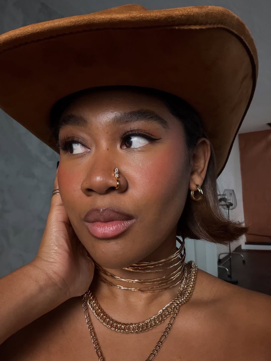 Rose May Alaba tweet media