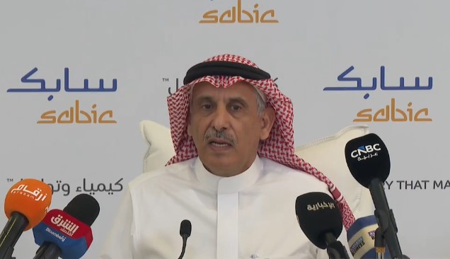 عاجل | الرئيس التنفيذي لـ سابك عبدالرحمن الفقيه ردا على سؤال الاقتصادية : إلى الآن لا تأثير على سلامة مصانعنا وإنتاجنا من أزمة مضيق هرمز، ومنذ بداية الأزمة بدأنا بتفعيل الخطة الاحترازية للتصدير 