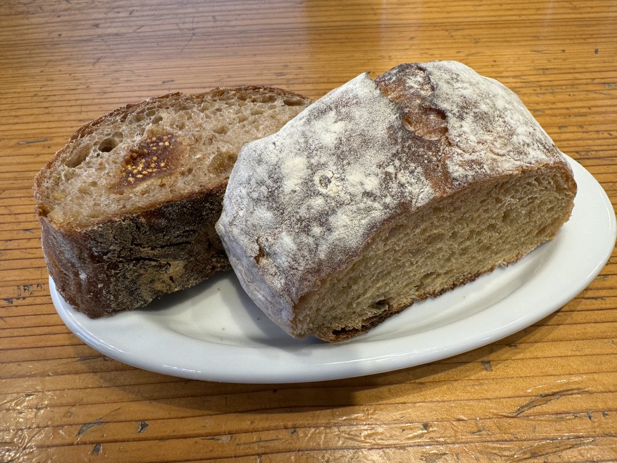 かなやん tweet media