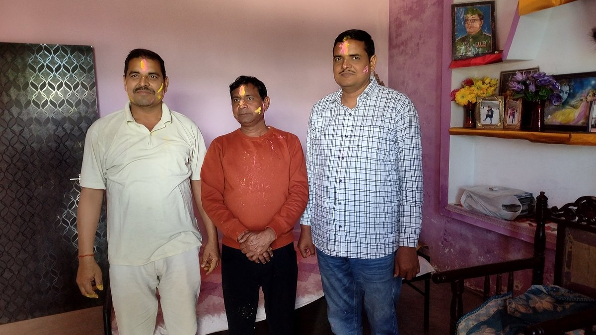 # आप सभी को होली की हार्दिक शुभकामनाएं🌺🌺