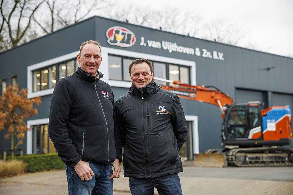 Hitachi Construction tweet media