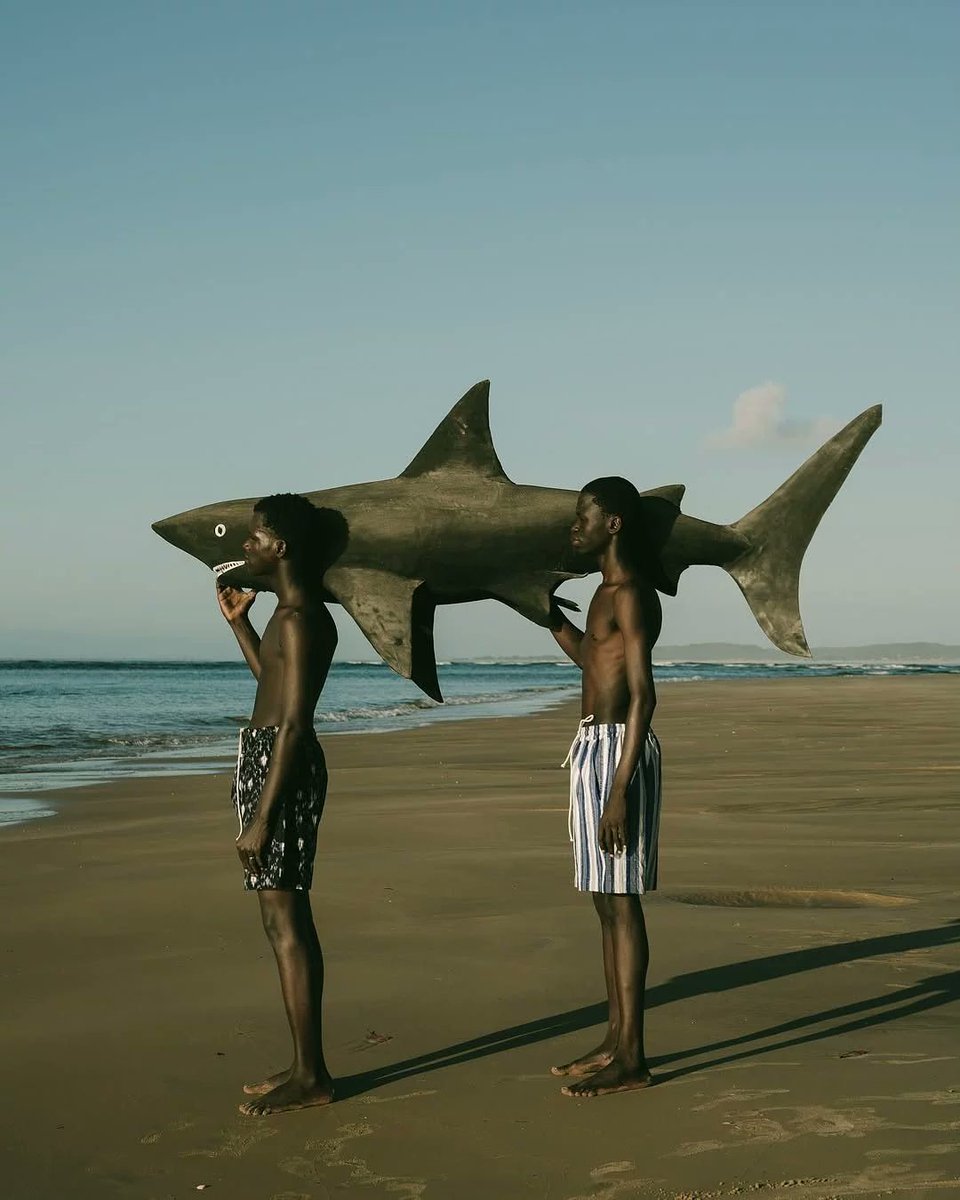 Eye On Axis tweet media