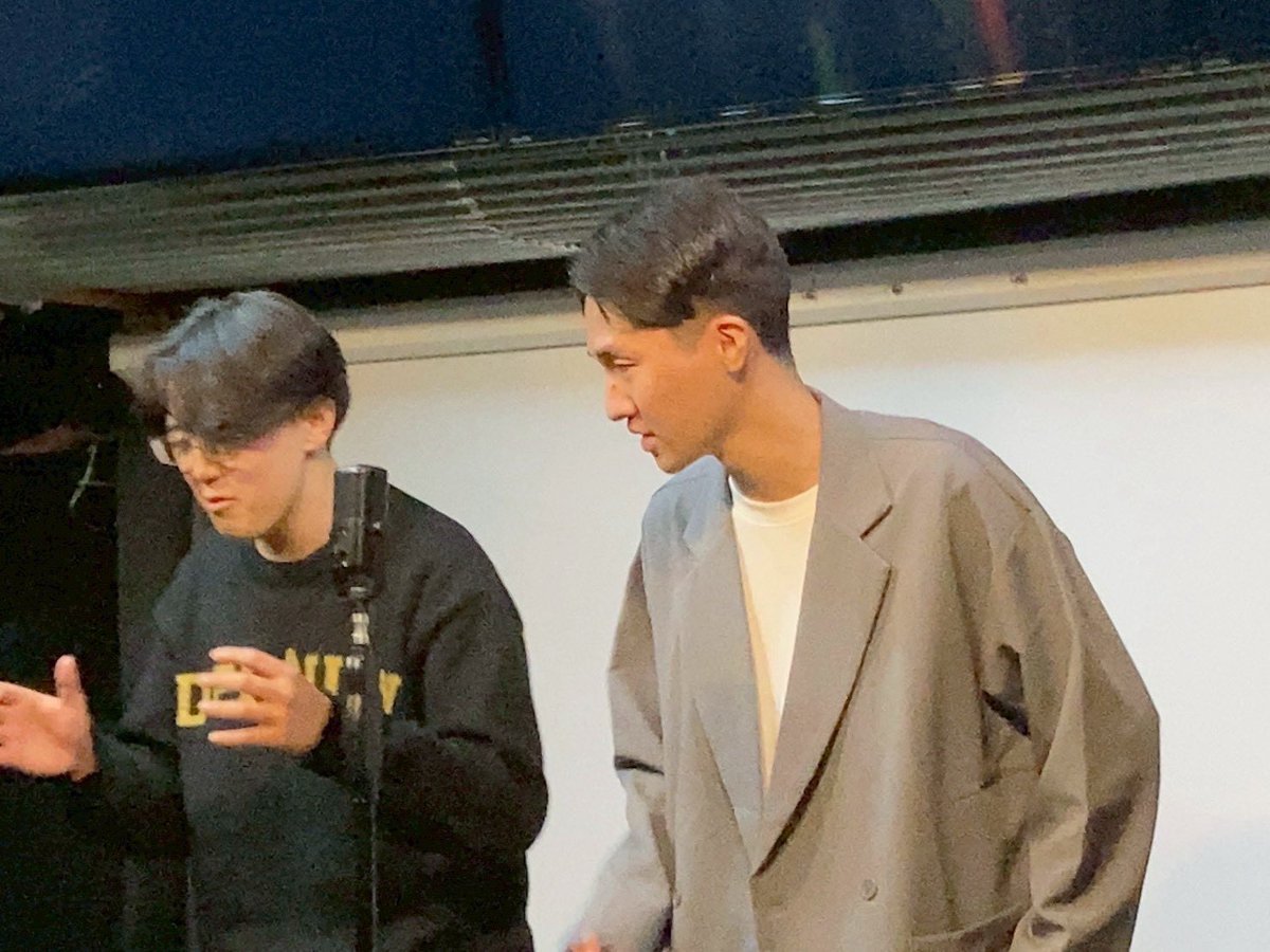 Attention_ik's tweet photo. ①万々ツ万
②帝京大学お笑いサークルア☆テンション
③拡声器には負けない https://t.co/ZJcuiyritr