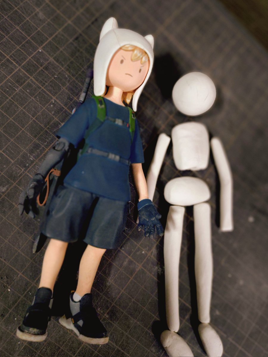 久しぶりに粘土をさわってみる。