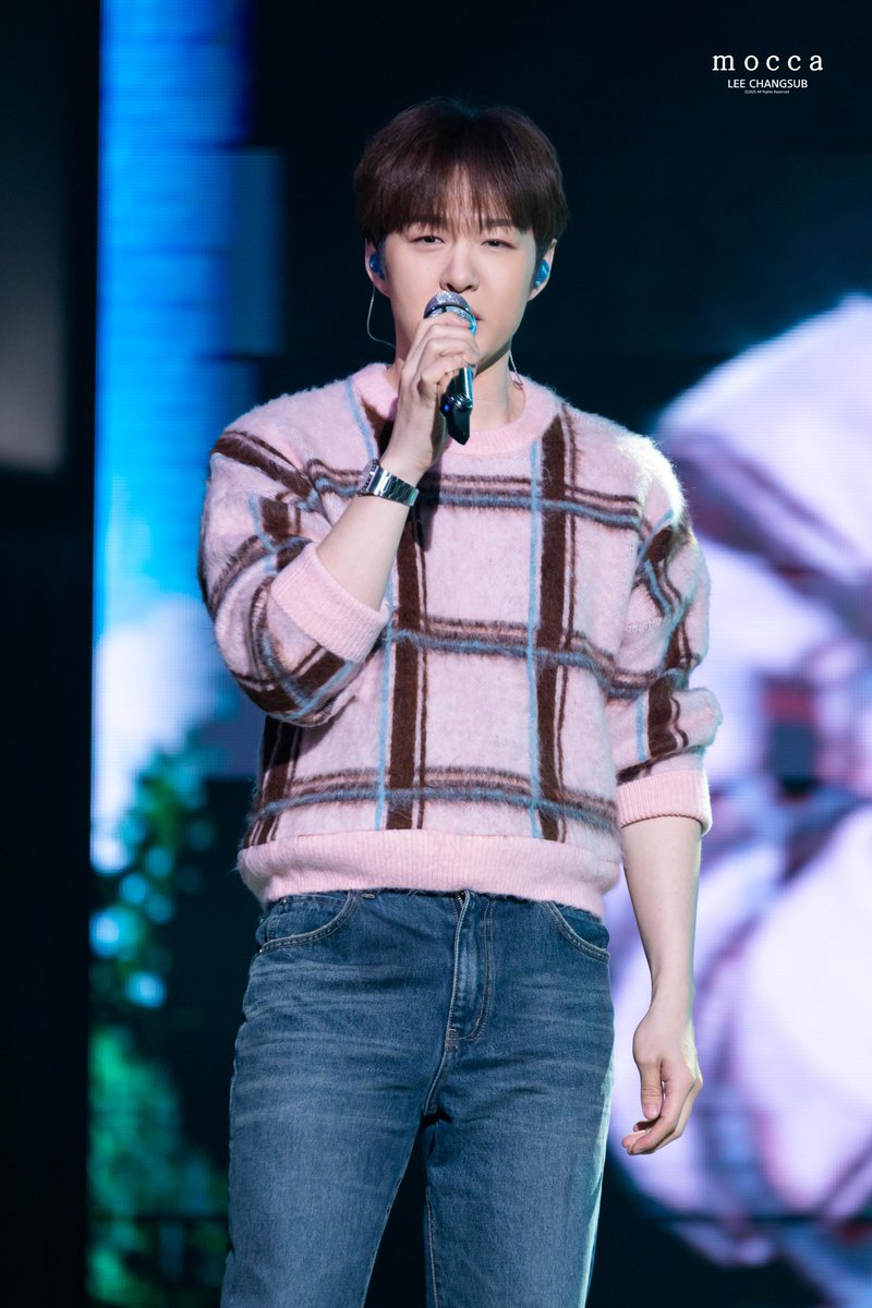 ᴍᴏᴄᴄᴀ☕️ tweet media