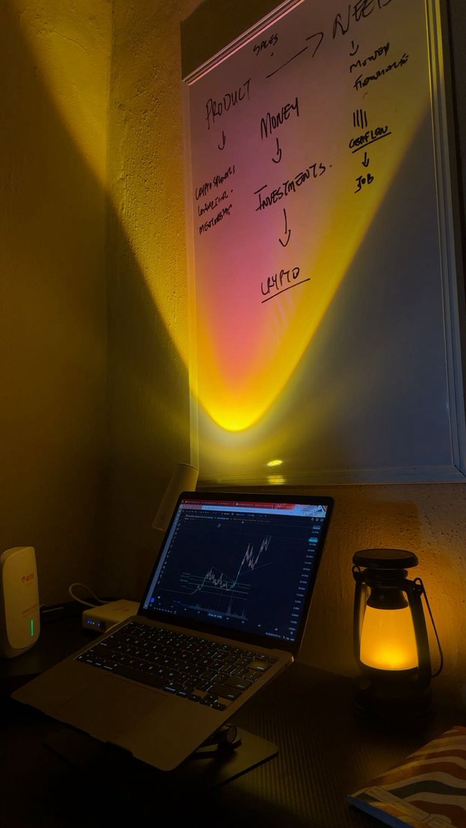 TALLSLIMBOY tweet media