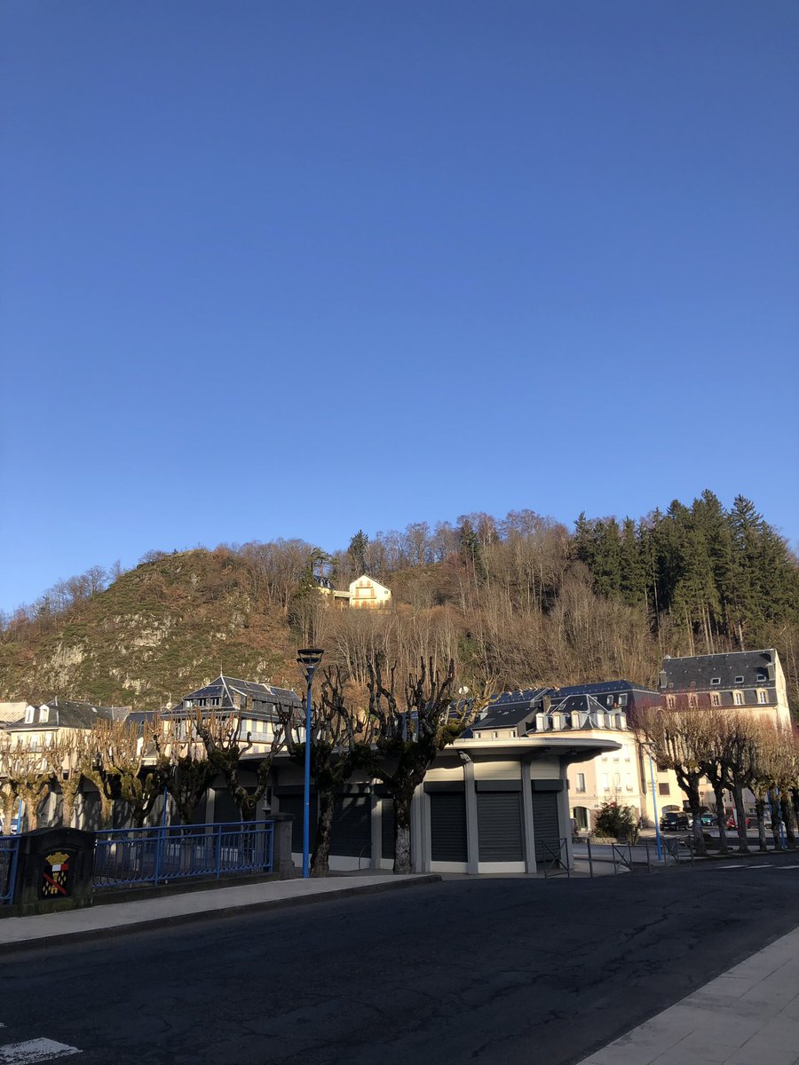 Office tourisme Murat le Quaire tweet media