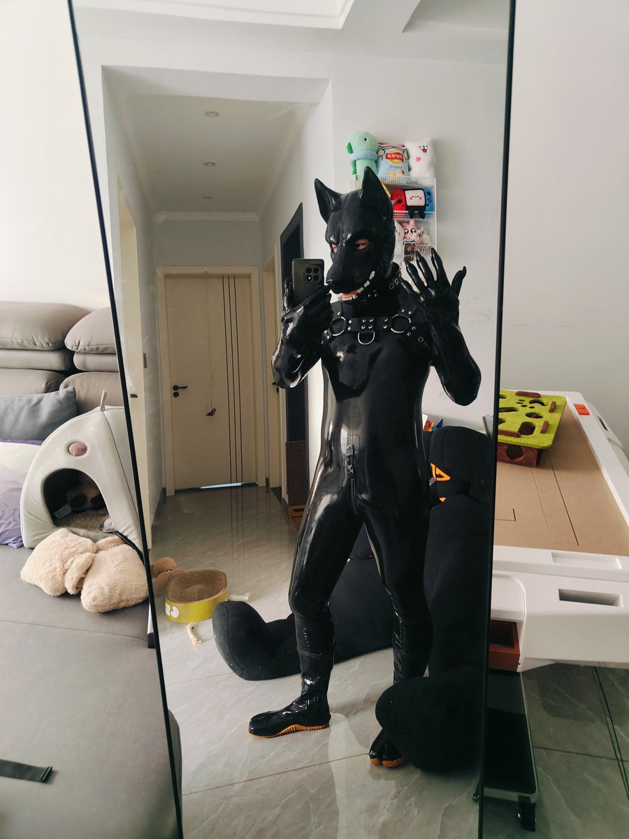 Rubber.RiR tweet media