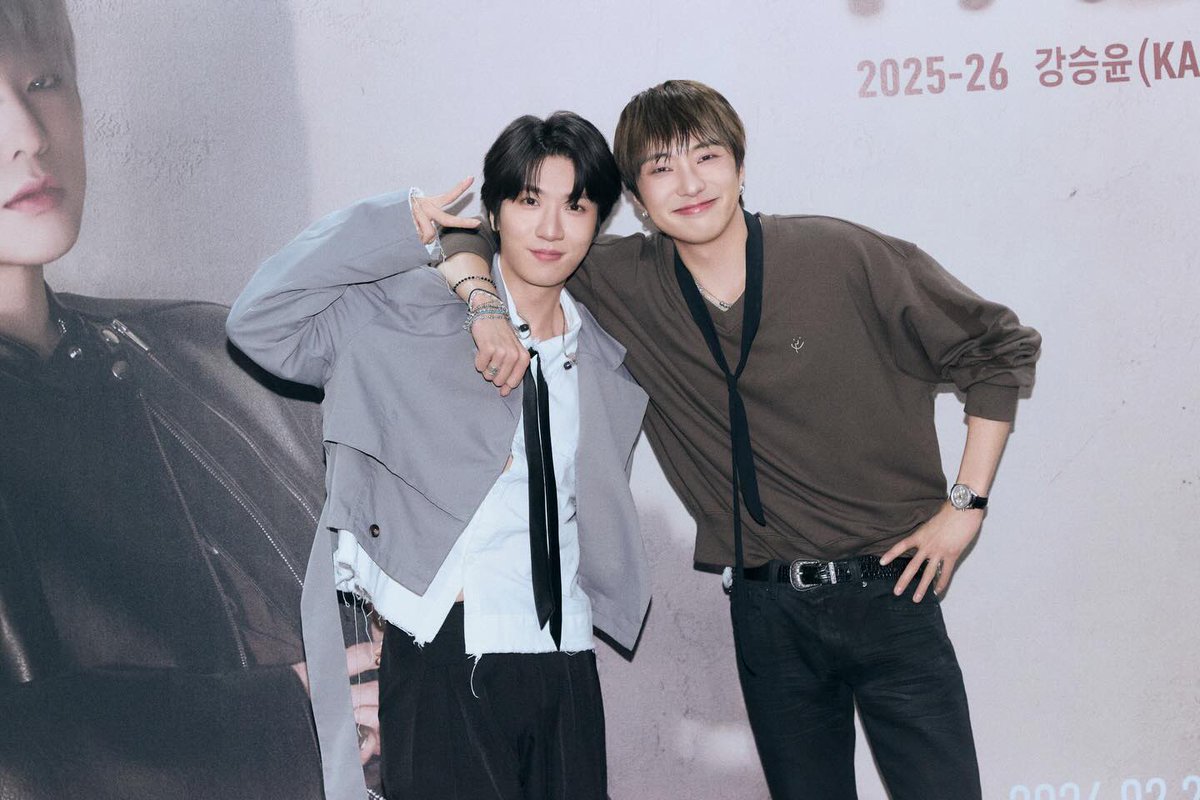 260304 #강승윤 인스타그램

💙

instagram.com/p/DVdGZ0Ok8RB/

#강승윤 #YOON #KANGSEUNGYOON #SEUNGYOON