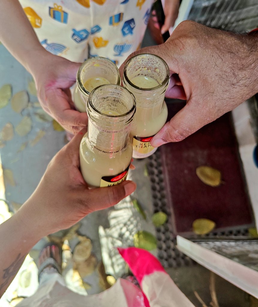 SoloWandergram's tweet image. फूलकुमारी को ठंडाई बिल्कुल भी नहीं चढ़ी है😅🥳🎉
#colormehappy 
#Holi2026