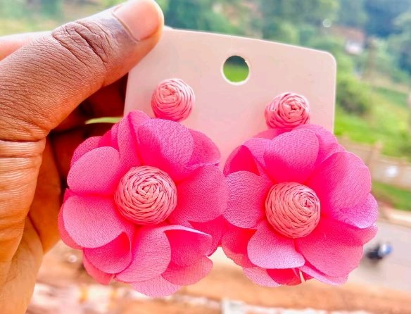 ellybakes6's tweet photo. Beautiful sets 😍 available at Jewels by Elly 
📍Kireka 
0741359493 https://t.co/MLEDhusvGK