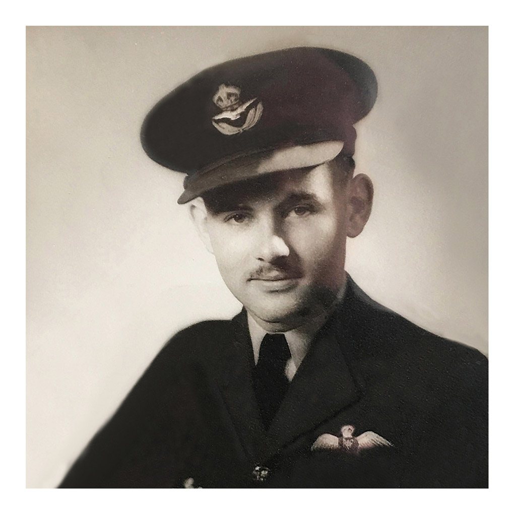 Wonderful day <a href="/TheRAFClub/">Royal Air Force Club</a> celebrating WW2 pilot Colin Bell's 105th (yup!) birthday.
Much fizz was consumed.
His fantastic memoir "Bloody Dangerous" comes highly recommended (by me!) &amp; is out now.