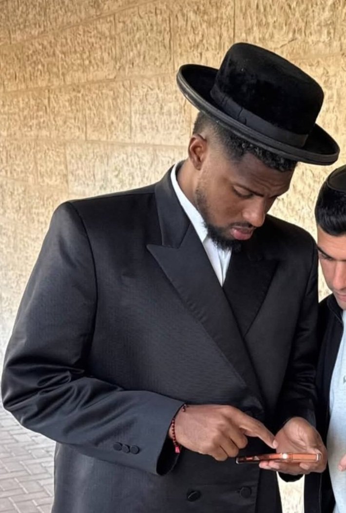 omribd11's tweet photo. על פחות מזה יענקל'ה היה מארגן לו אזרחות...
@Agent_liar https://t.co/JeCLH4xDrH