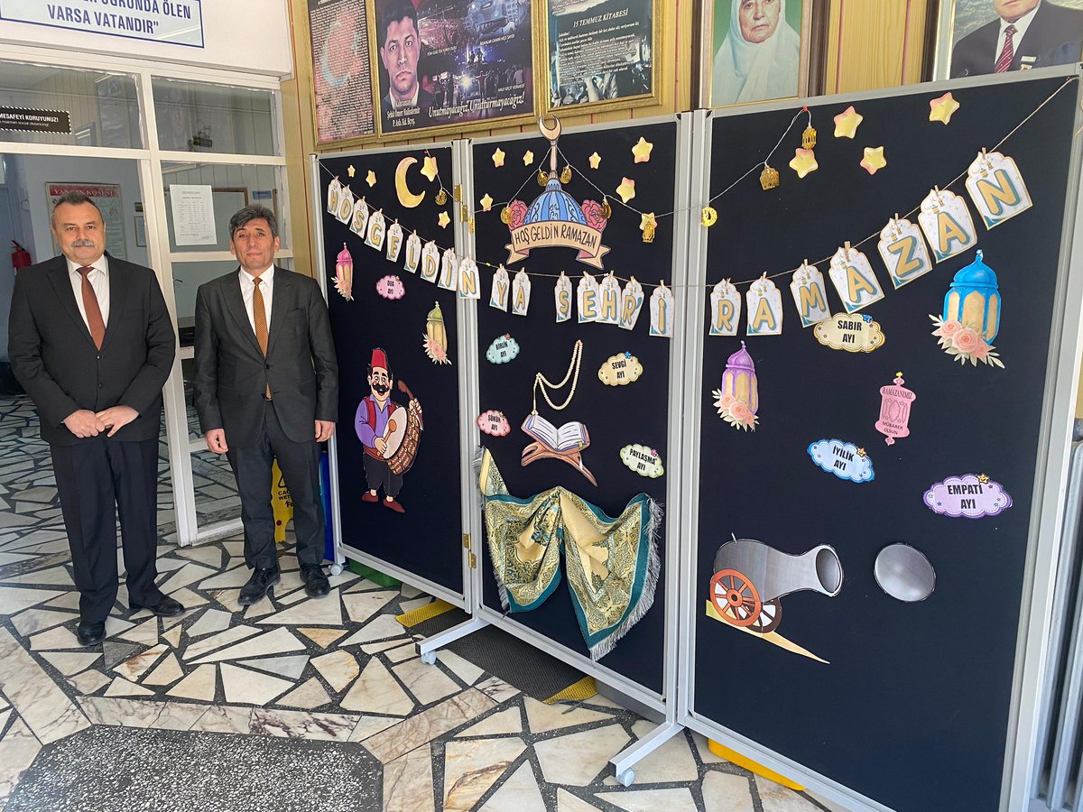 İlçe Millî Eğitim Müdürü Dr. Mehmet Gök, “Maarif’in Kalbinde Ramazan” etkinlikleri kapsamında 30 Ağustos Ortaokulu’nda düzenlenen programa katıldı.
<a href="/DrMehmet_gok20/">Dr. Mehmet GÖK</a> <a href="/emre_caliskan/">Emre Çalışkan</a> <a href="/denizlimem/">Denizli İl Millî Eğitim Müdürlüğü</a> <a href="/tcmeb/">Millî Eğitim Bakanlığı</a>