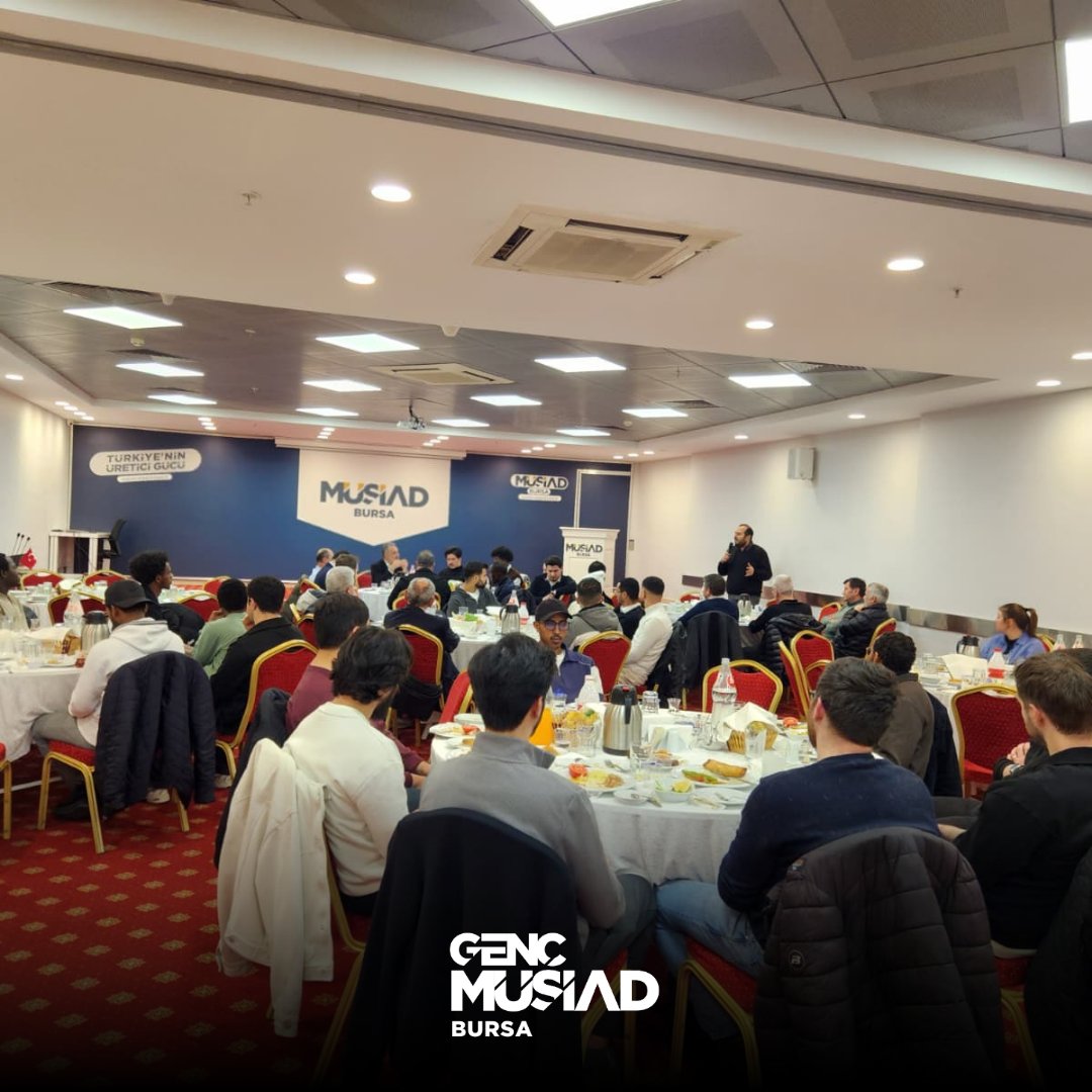 MÜSİAD Bursa Şube Başkanımız Sayın Alparslan Şenocak ve Yönetim Kurulu Üyelerimizin katılımıyla şubemizde düzenlediğimiz iftar programında üniversiteli kardeşlerimiz ve Genç Ticaret Elçilerimiz ile bir araya geldik. 

#GençMÜSİADBursa #MÜSİADBursa <a href="/smesihcil/">Süleyman Mesih Çil</a> <a href="/alparslansenock/">Alparslan Şenocak</a>