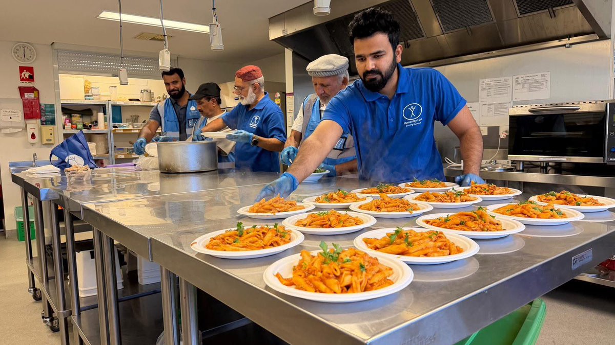 HFI1995's tweet image. Ongoing preparation of cooked #meals by @HumanityFirstAu across #Australia